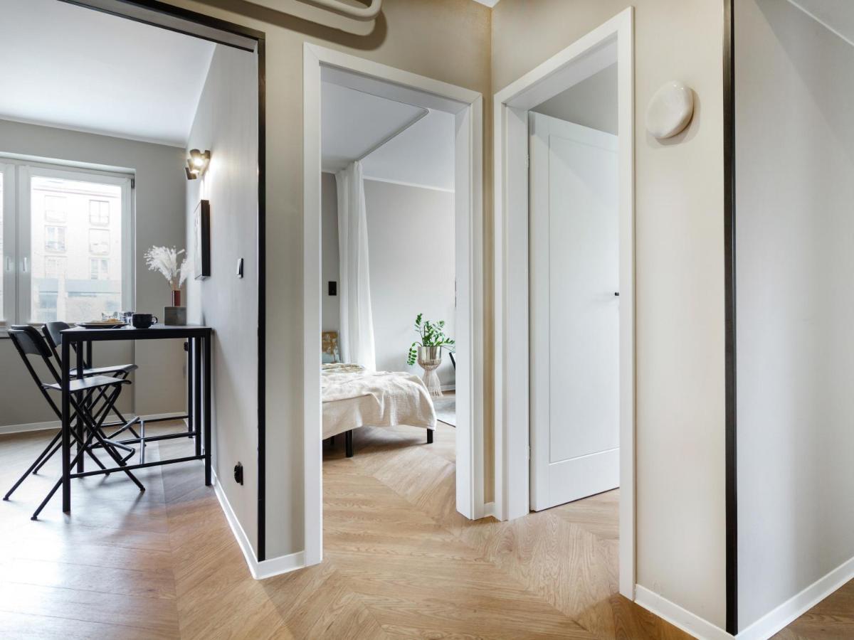 Apartament Good Morning Wroclaw 1 Pietro - Klima - 100M Rynek - Netflix - Parking W Cenie Экстерьер фото